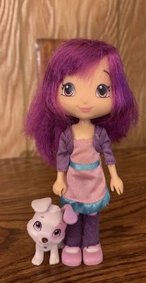 Strawberry Shortcake Plum Pudding Doll & Pet Pitterpatch 2014 Bridge Direct