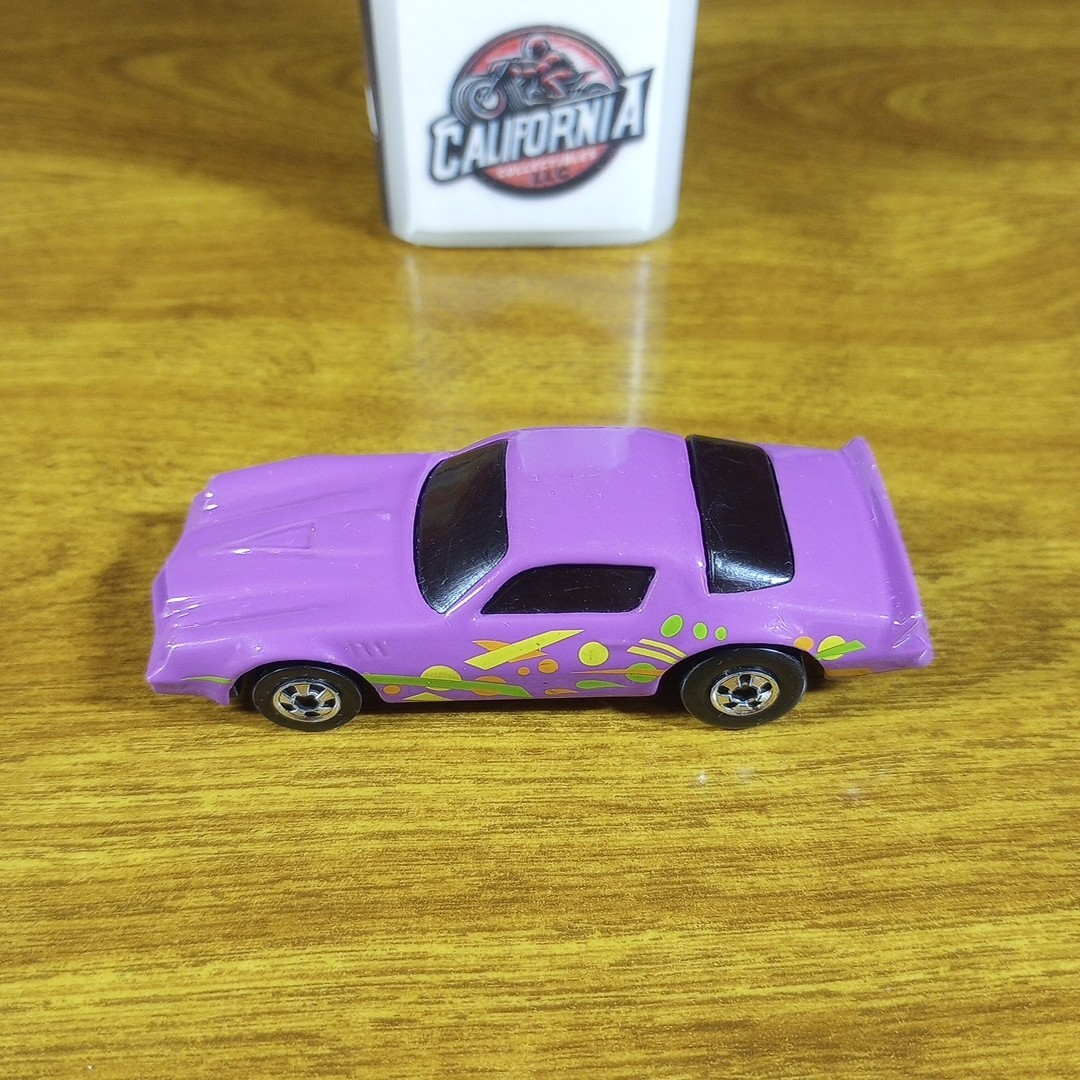 メリーゴーランド ピンク2014＆ブルー2011 ヴィンテージ Hot Wheels Vintage Camaro Z-28 Purple McDonald's Promo Baggie