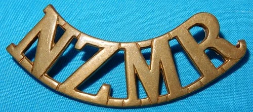 WW1 NZMR NEW ZEALAND MOUNTED RIFLES MILITARY SHOULDER TITLE BADGE WORLD WAR I