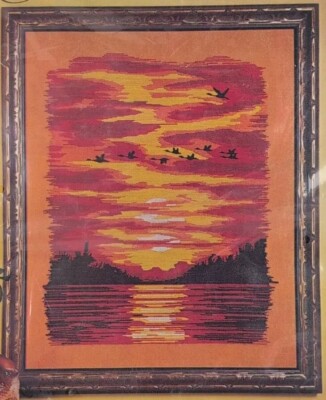 Paragon Needlecraft Creative Crewel Stitchery ''Sundown'' 0215