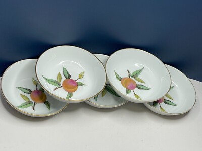 Royal Worcester Fine Porcelain Evesham Pattern Gold Rim Fruit