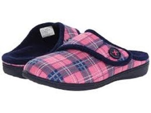 vionic plaid slippers
