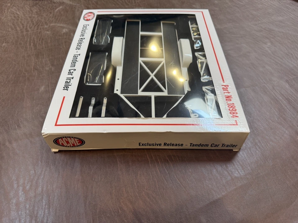 Remolque de transporte de autos ACME Carrello Trasporto 1:18 no incluido ACME18984 Foto 3 de 4