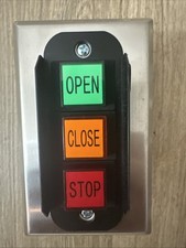 Camden Door Control CL-PBS3push Button Control Station