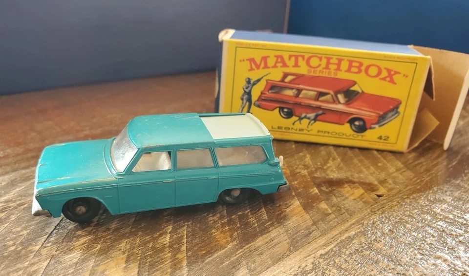 MATCHBOX LESNEY No 42 Studebaker Lark Wagonaire With Box Rare 1st Issue - Image 2 of 4