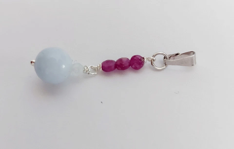 Ciondolo in argento 925 con pietre rubini naturali e acquamarina idea per natale - Immagine 3 di 4