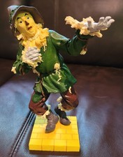 WIZARD OF OZ "SCARECROW" FIGURINE
