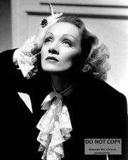 MARLENE DIETRICH LEGNEDARY ACTRESS - 8X10 PUBLICITY PHOTO (BT-941)