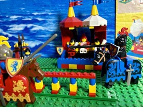 Lego Castle: 6060 Knight's Challenge  With Original Instructions + Minifigures