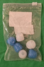 6-pak z samozamykającymi się nasadkami na pastę do zębów bez bałaganu i odpadów