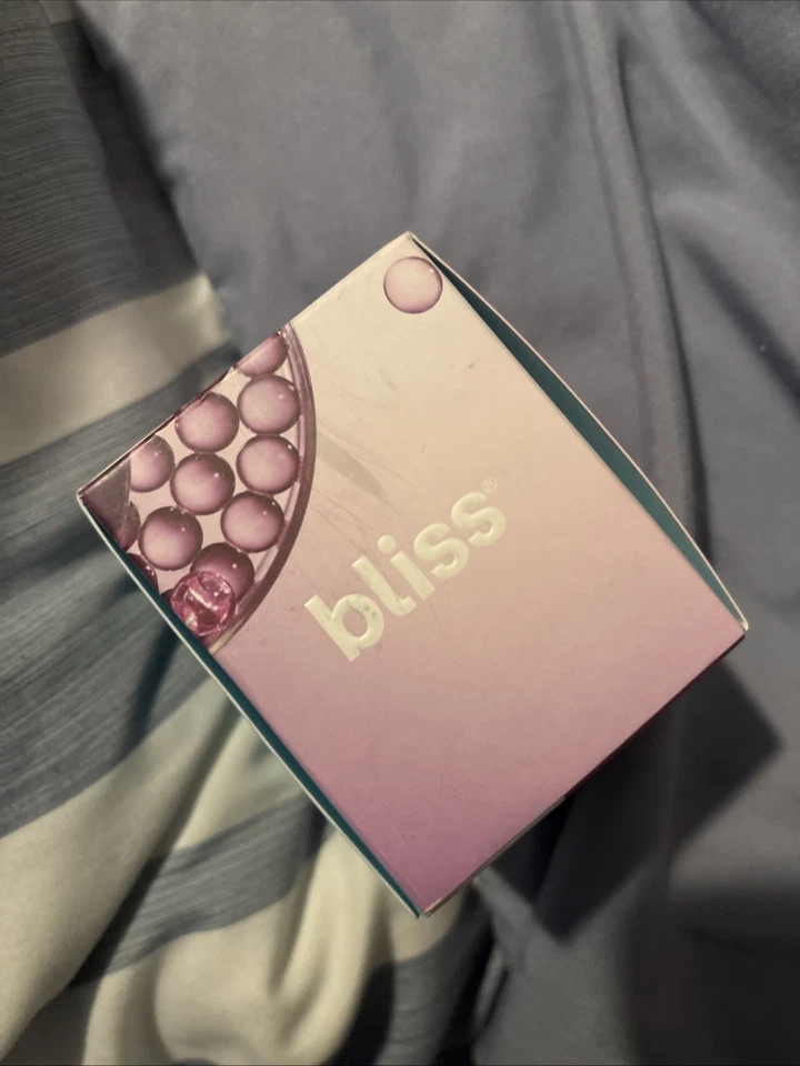 Crema hidratante Bliss Pure Retinol 1.7floz suaviza visiblemente el aspecto de las líneas finas Foto 3 de 4