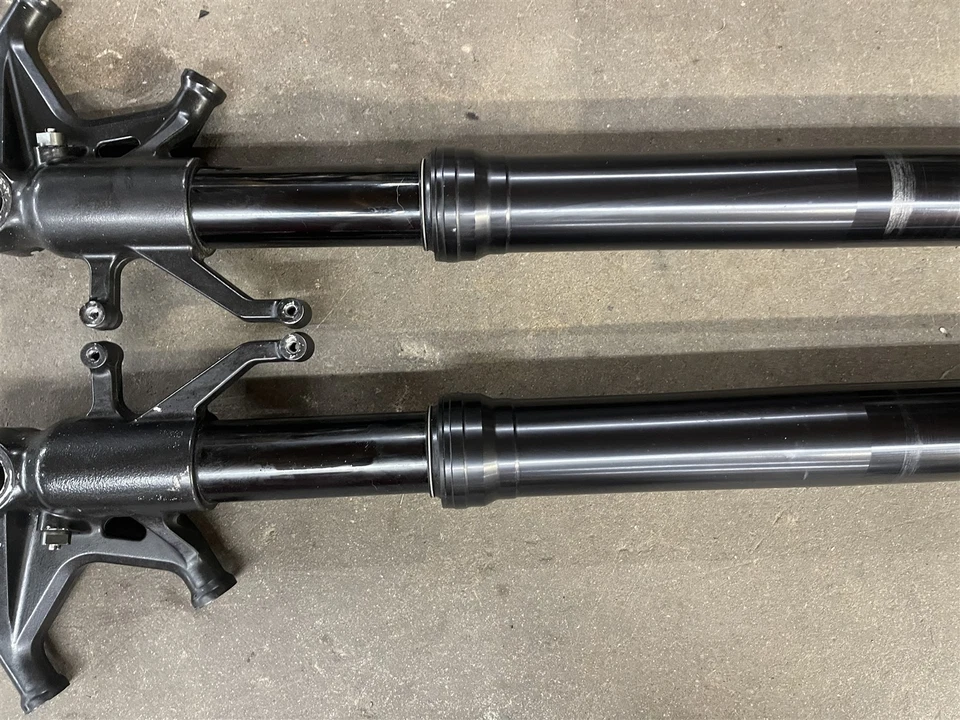 Horquillas de suspensión de horquilla OEM Kawasaki Ninja ZX10R ZX10 ZX-10 ZX1000 06 07 2006 2007 Foto 3 de 4