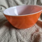 Pyrex Vintage Orange Mixing Bowl #402 1.5 Quart Excellent Condition