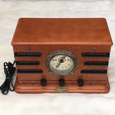 Crosley Budweiser AM/FM Radio Collectors Edition CR-19 w/ Tape Player Cassette