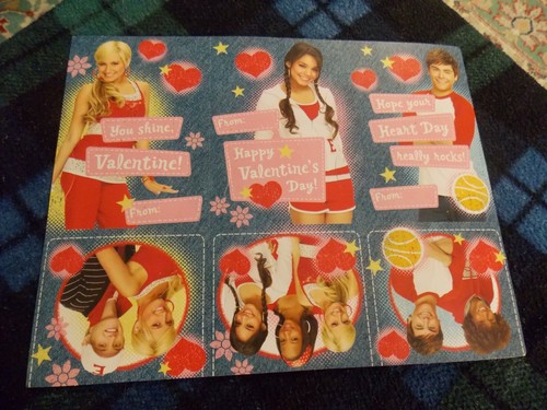 DISNEY High School Musical HALLMARK VALENTINES DAY Cut Out CARDS 1 sheet of 3 VG - Picture 3 of 3