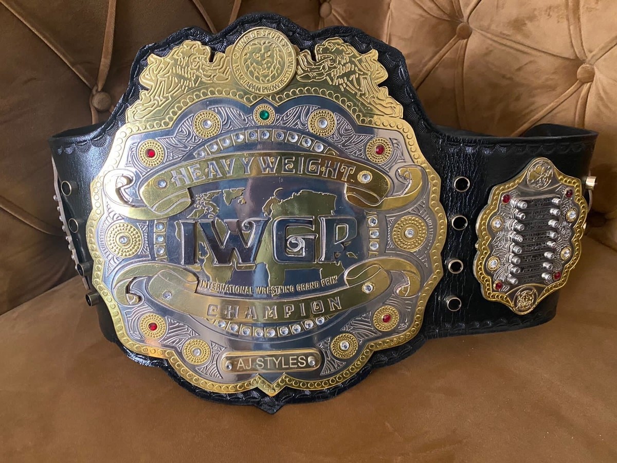 v4 IWGP World Heavyweight Wrestling Championship Belt Replica