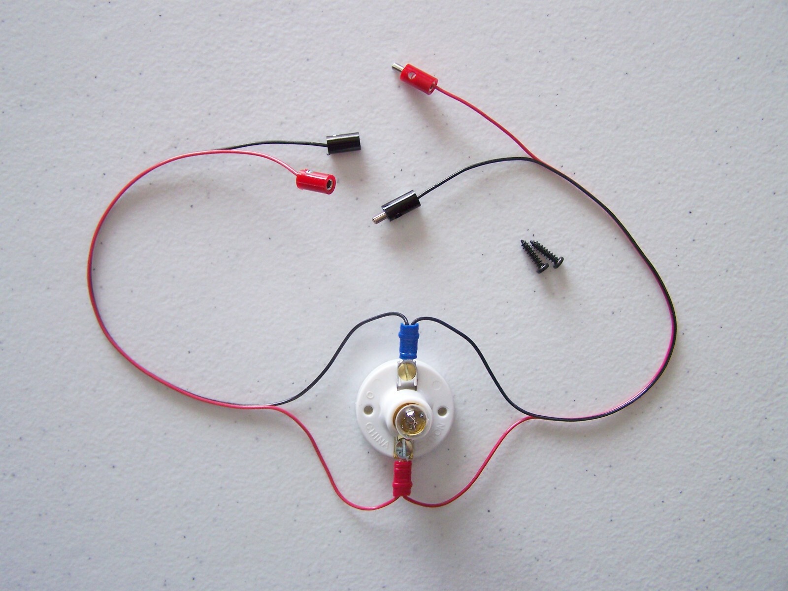 (050)  CUSTOM MADE, SIMILAR TO LGB 3030 G SCALE LIGHT KIT FOR PSGR. COACH LIGHT