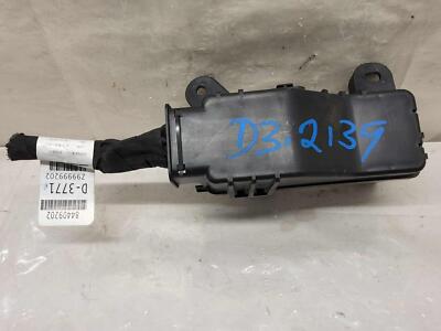 35012135 Cabin Fuse Box ESCALADE ESV 19