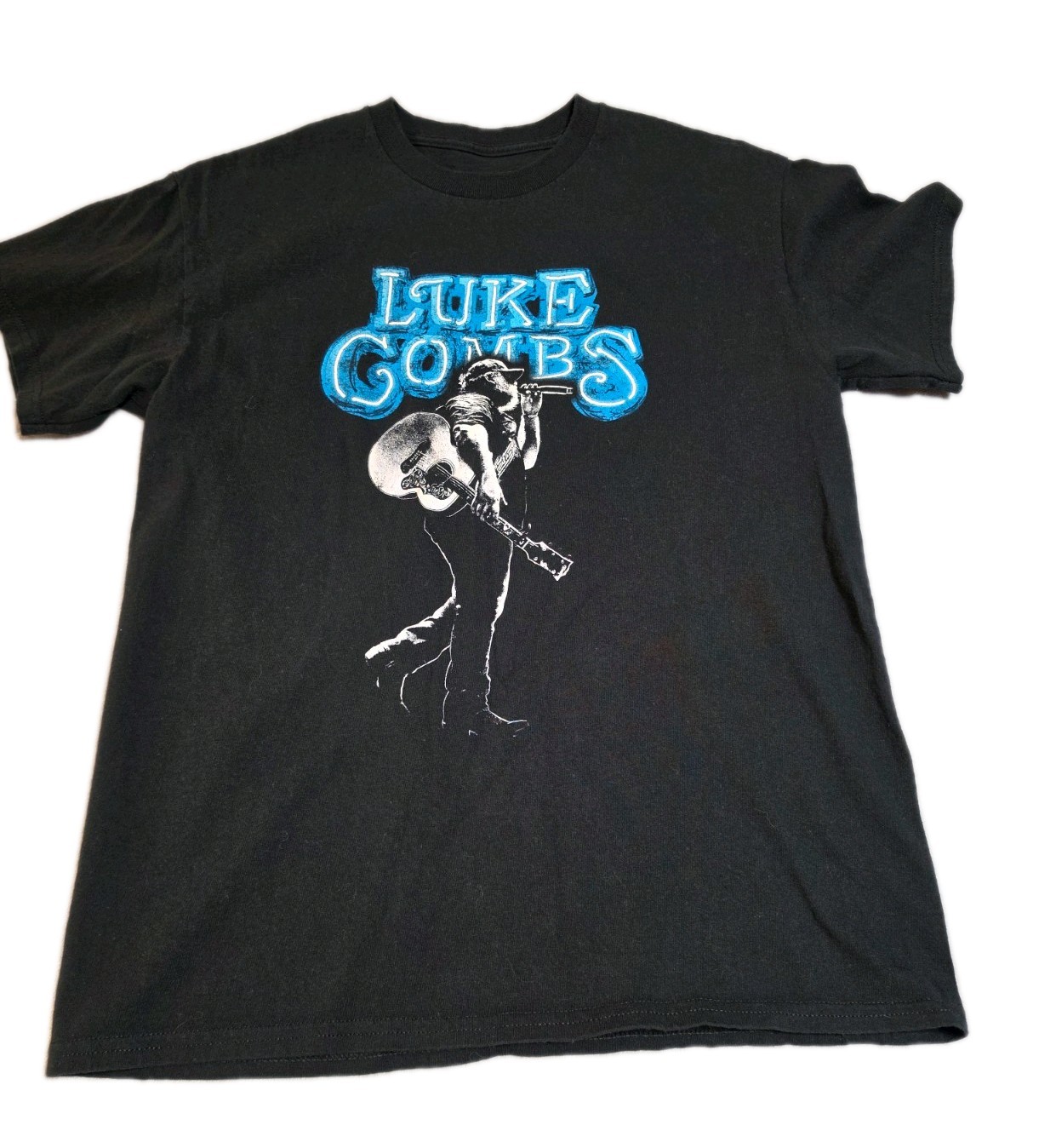 Luke combs 2022 tour shirt middle of somewhere, black/blue, country music merch
