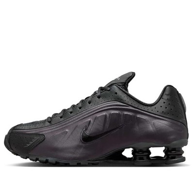 Size 9 - Nike Shox R4  Black Cave Purple  Mens