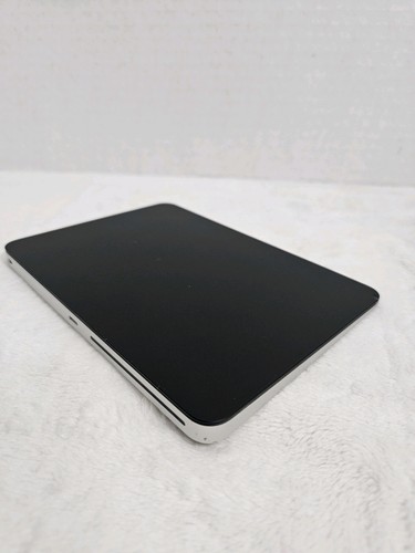 Apple Magic Trackpad - czarna powierzchnia Multi-Touch - Zdjęcie 5 z 10