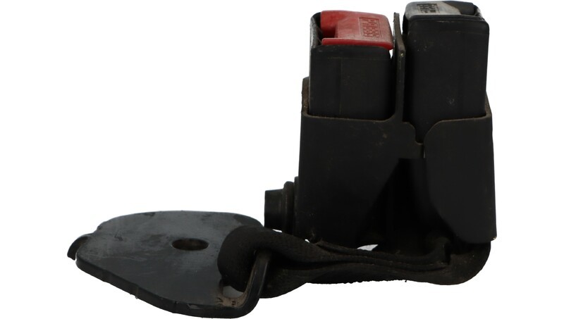 Renault Clio III 2005 1842793 right rear belt hitch