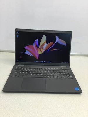 Dell Latitude 3520 15.6'' 512GB SSD Core i5-1135G7 2.40GHz 12GB RAMWIN 11 PRO