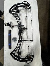 Bowtech Prodigy Compound Bow RH with Sight & Drop away rest. Extra limbs 