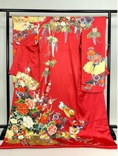 Japanese kimono SILK,"HIKIFURISODE",Vintage,Floral,Gld/Silv threads,L6'2",.4741