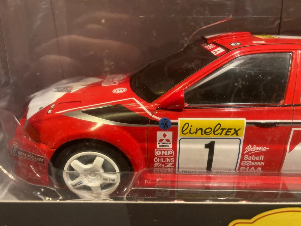 MITSUBISHI LANCER EVO VI RALLYE MONTE CARLO 1999 MAKINEN 1/18 ALTAYA IXO - Photo 3/4
