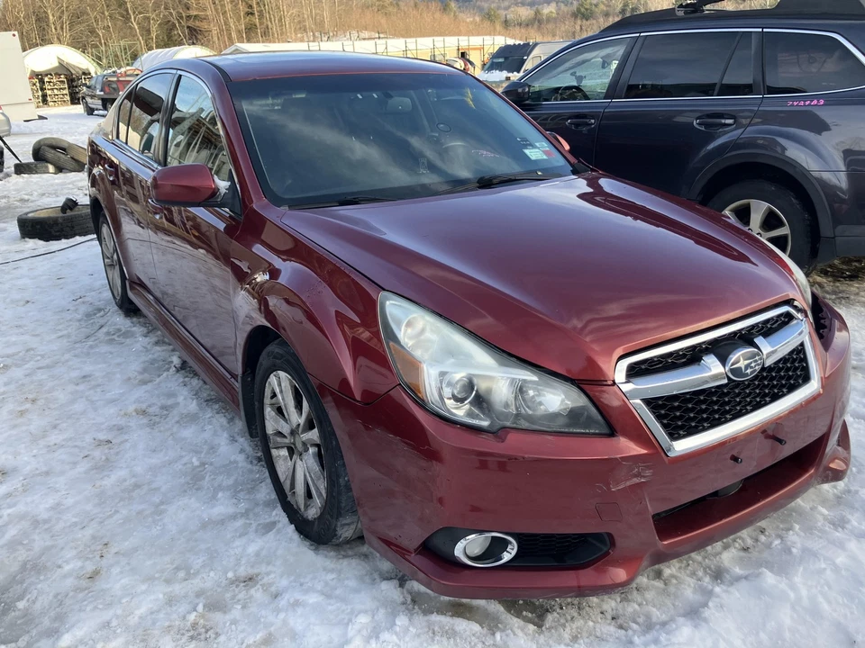14 SUBARU LEGACY Rear Bumper Reinforcement (REBAR ONLY) Foto 3 de 4