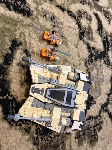 (Used - battle worn) LEGO Star Wars: Snowspeeder (75049) Free Shipping!