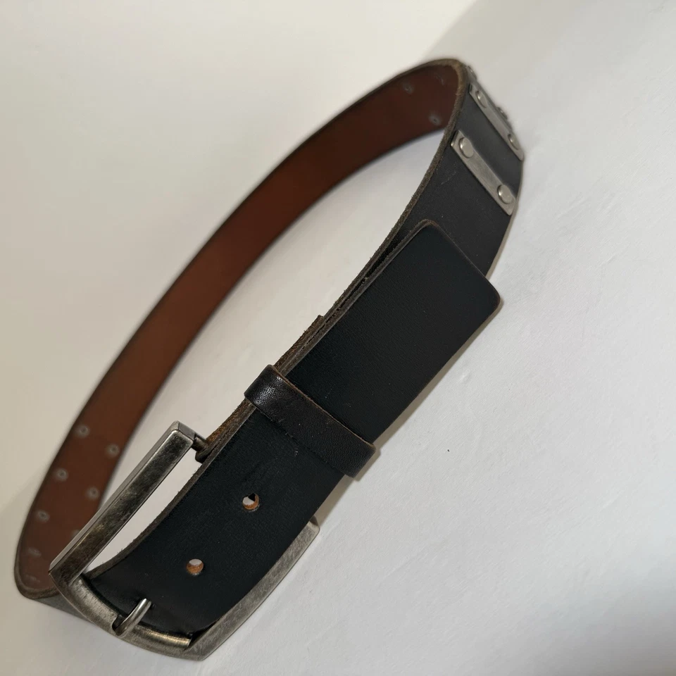 Cinturón de cuero con hebilla BKE talla 36 pistola negra metal hebilla extraíble ojal punk rock Foto 2 de 4