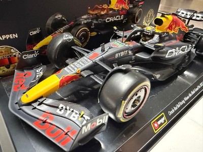 Bburago Red Bull RB18 Max Verstappen 1/24 Model Abu Dhabi Grand Japan Japan