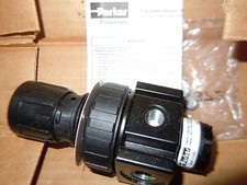 Parker NEW in Box Regulator 05R113AC 1/4 fittings, Option for 1/8 fittings..