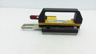 EUCHNER RIEGEL TZ-C 057737 STEEL BOLT SAFETY SWITCHES TZ