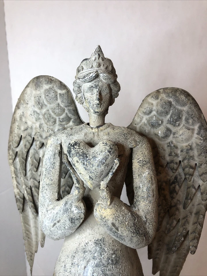 古董金属花园天使雕像带心形室内室外天使装饰 — 第 2/4 张图片