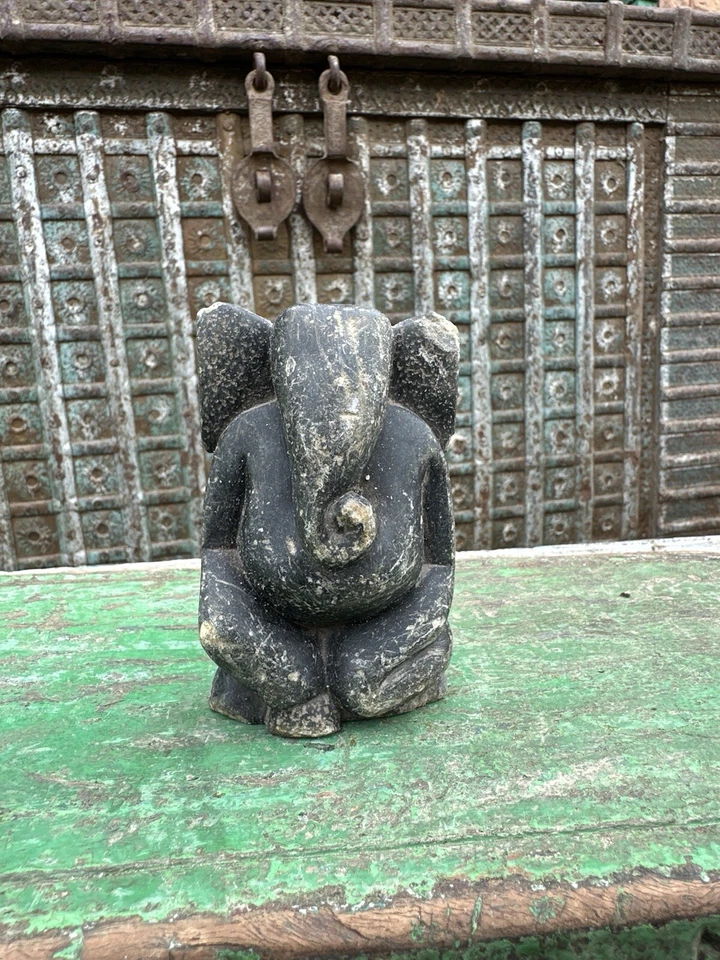 Старинный старый черный камень ручной резьбы индуистский бог Ганеша скульптура - Изображение 2 из 3