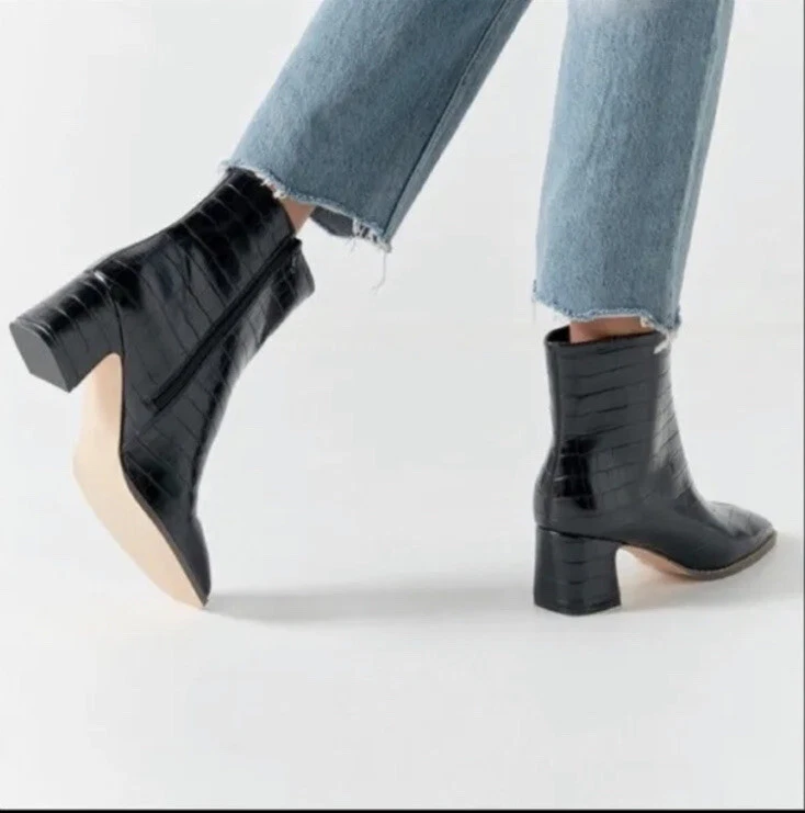 Urban Outfitters Womens Black Kate Croc Square Toe Ankle Boots Size 9 New 79