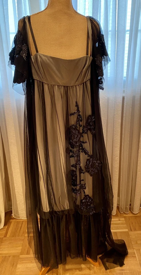 Gorgeous KENZO Black Long Net Dress. Attached wide net belt allow you to style — 第 2/4 张图片