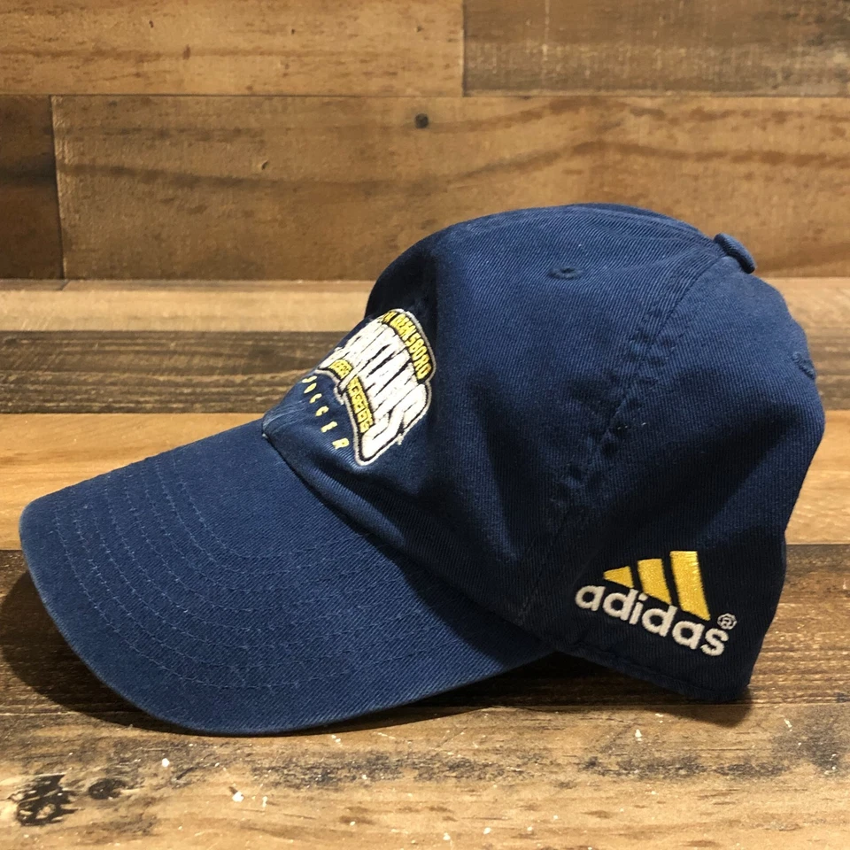 Boné masculino azul NCAA futebol UNC Greensboro Spartans chapéu alça pai UNCG Adidas - Imagem 4 de 4