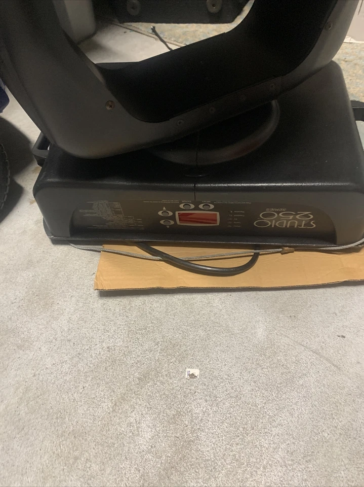 Set of 2High End Systems Studio Spots 250 - Image 3 of 3