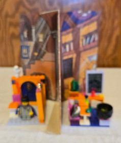 LEGO 4721 Harry Potter: Classroom/Mirror of Erised - 100% w/box & manual
