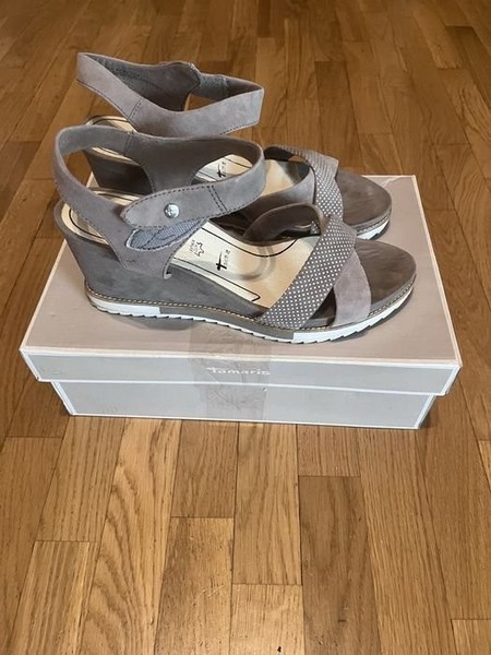 Women Tamaris Sandals Grey Suede 40