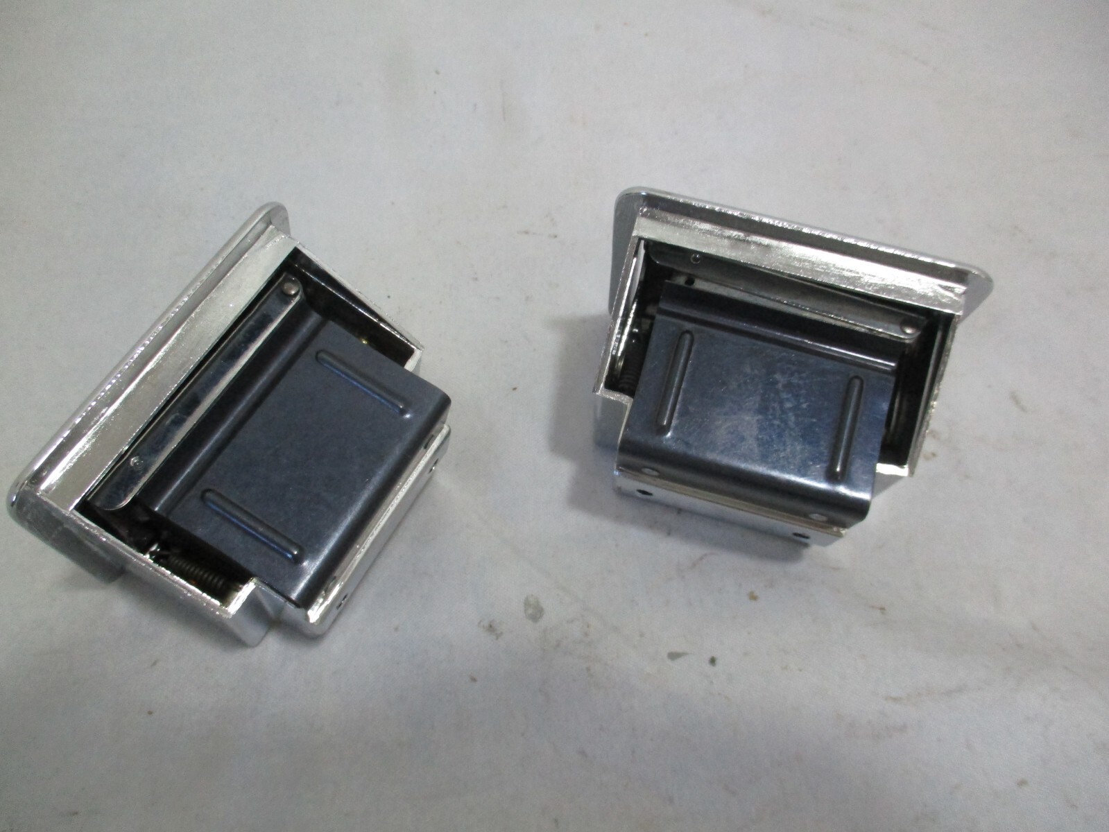 Ashtray set Rolls-Royce cars