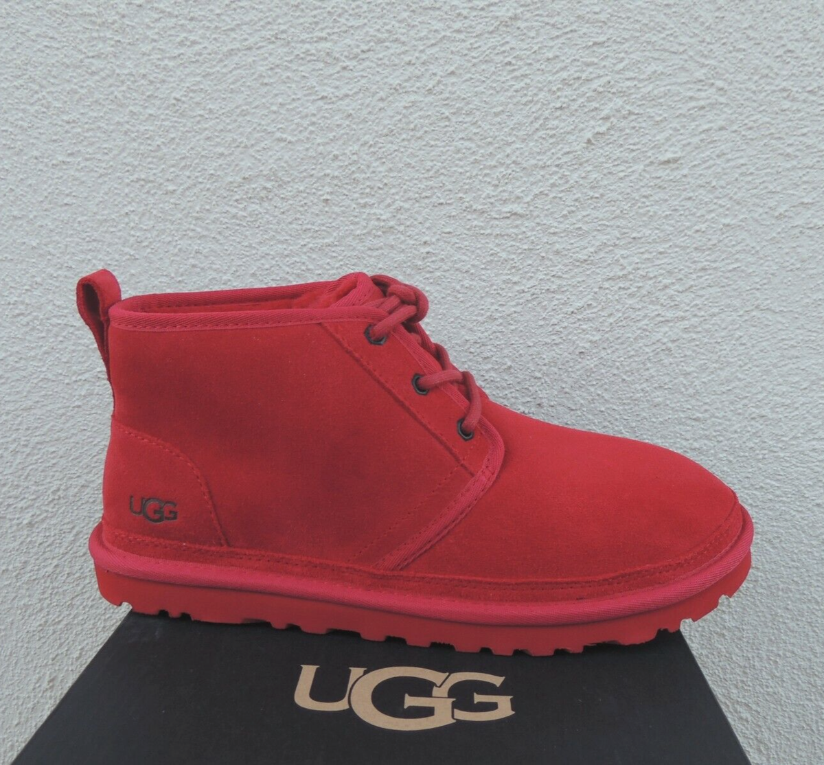 UGG NEUMEL SAMBA RED SUEDE/ SHEEPWOOL CHUKKA ANKLE BOOTS 