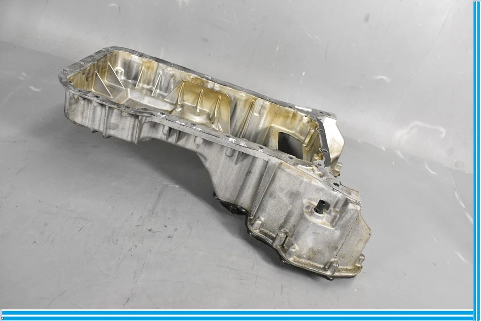 05-11 Mercedes W211 E350 CLK350 cárter de óleo superior do motor defletor panela 2720142102 fabricante de equipamento original - Imagem 3 de 4