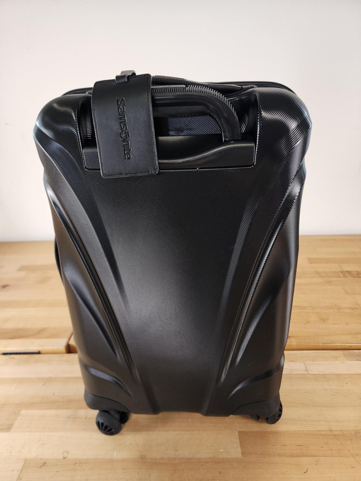 Samsonite Xcalibur XLT Spinner Hard Side Travel Carry On Suitcase
