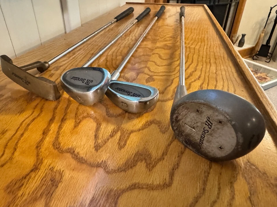 Lote mixto de 4 palos de golf JR Senator (P, 1, 3, 9) putter de hierro diestro diestro Foto 2 de 4