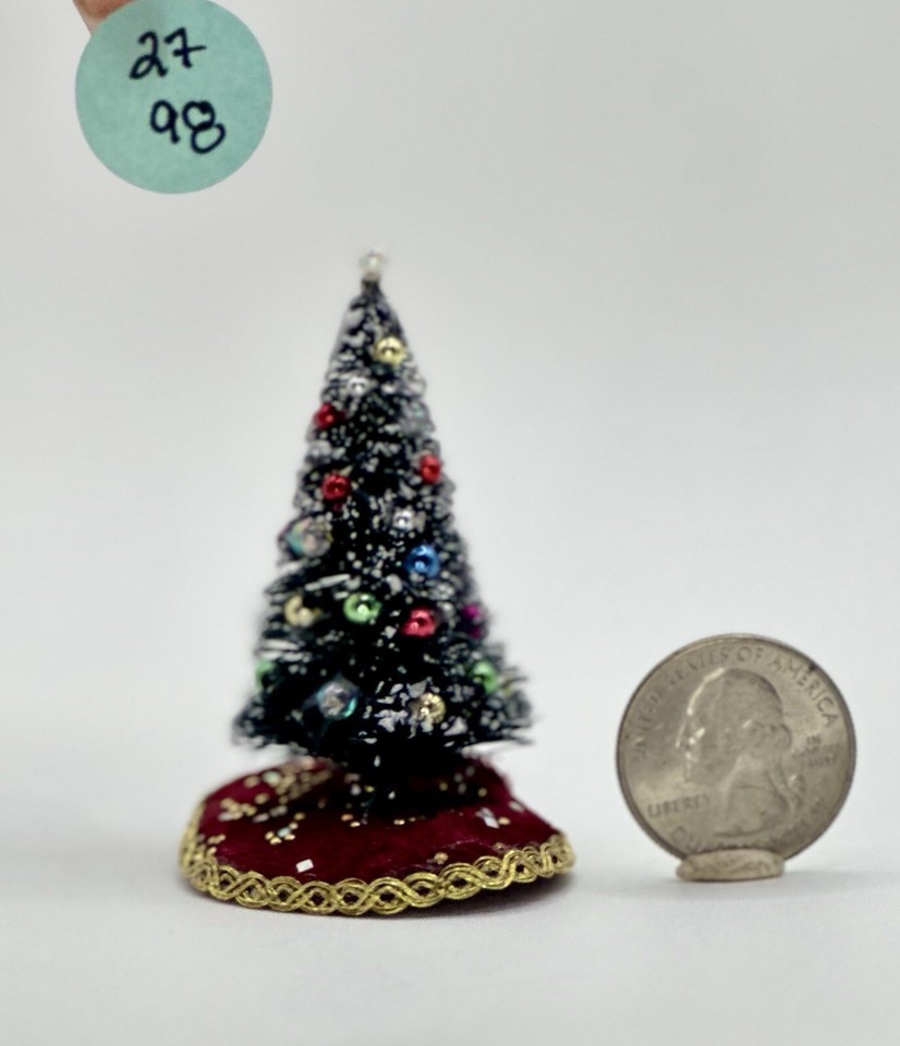 Vtg Dollhouse Miniature Decorated Christmas Tree With Tree Skirt 2.5
